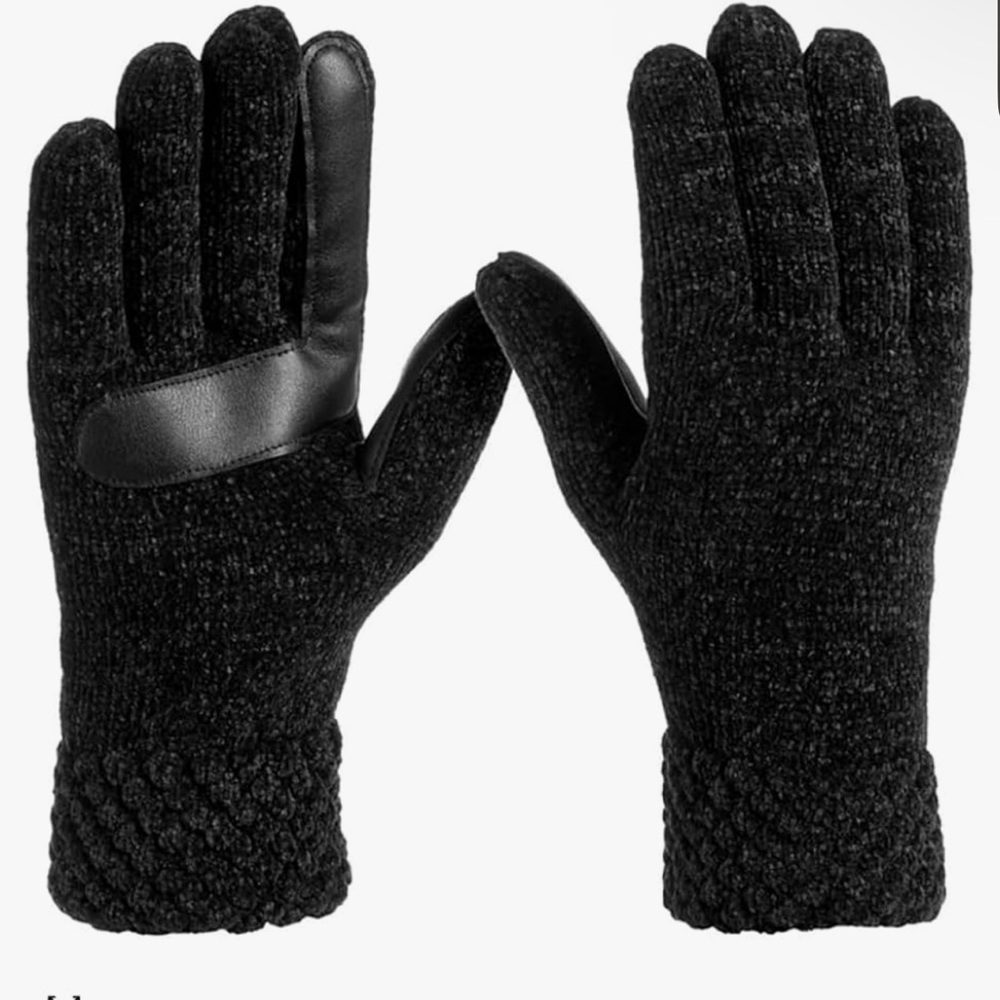 NWT Isotoner Women’s Signature Chenille Gloves with Ultra Plush Fleece Lining